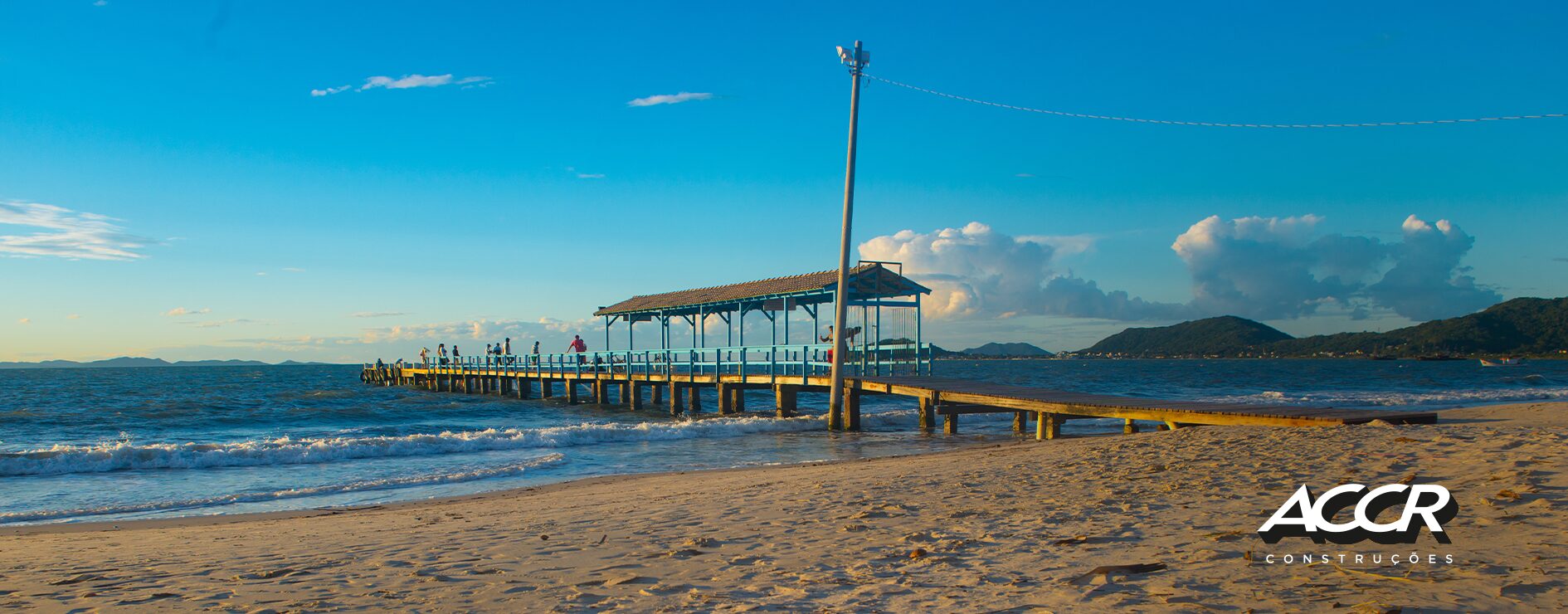 Viver em Canasvieiras: o que esperar de um bairro praiano e vibrante?